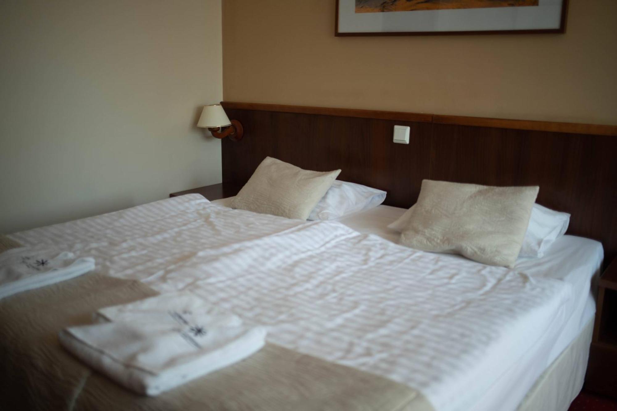 Hotel Nadmorski Łeba Eksteriør bilde